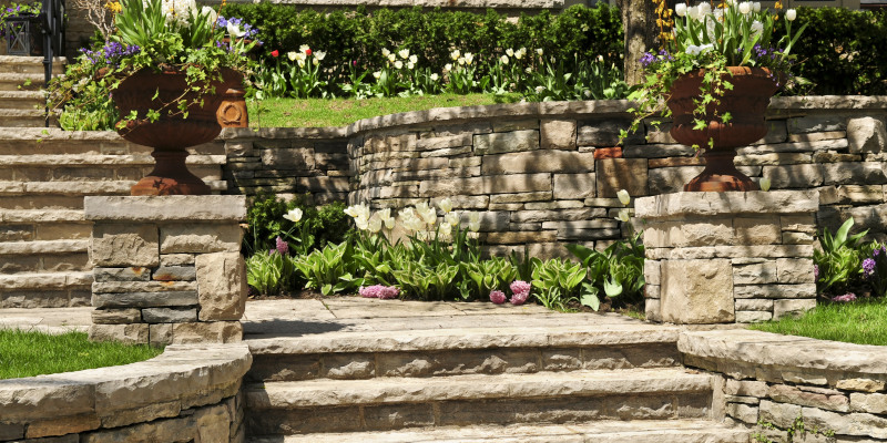 How Retaining Walls Boost Curb Appeal and Functionality